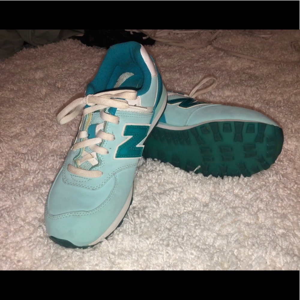 Women’s New Balance 574’s